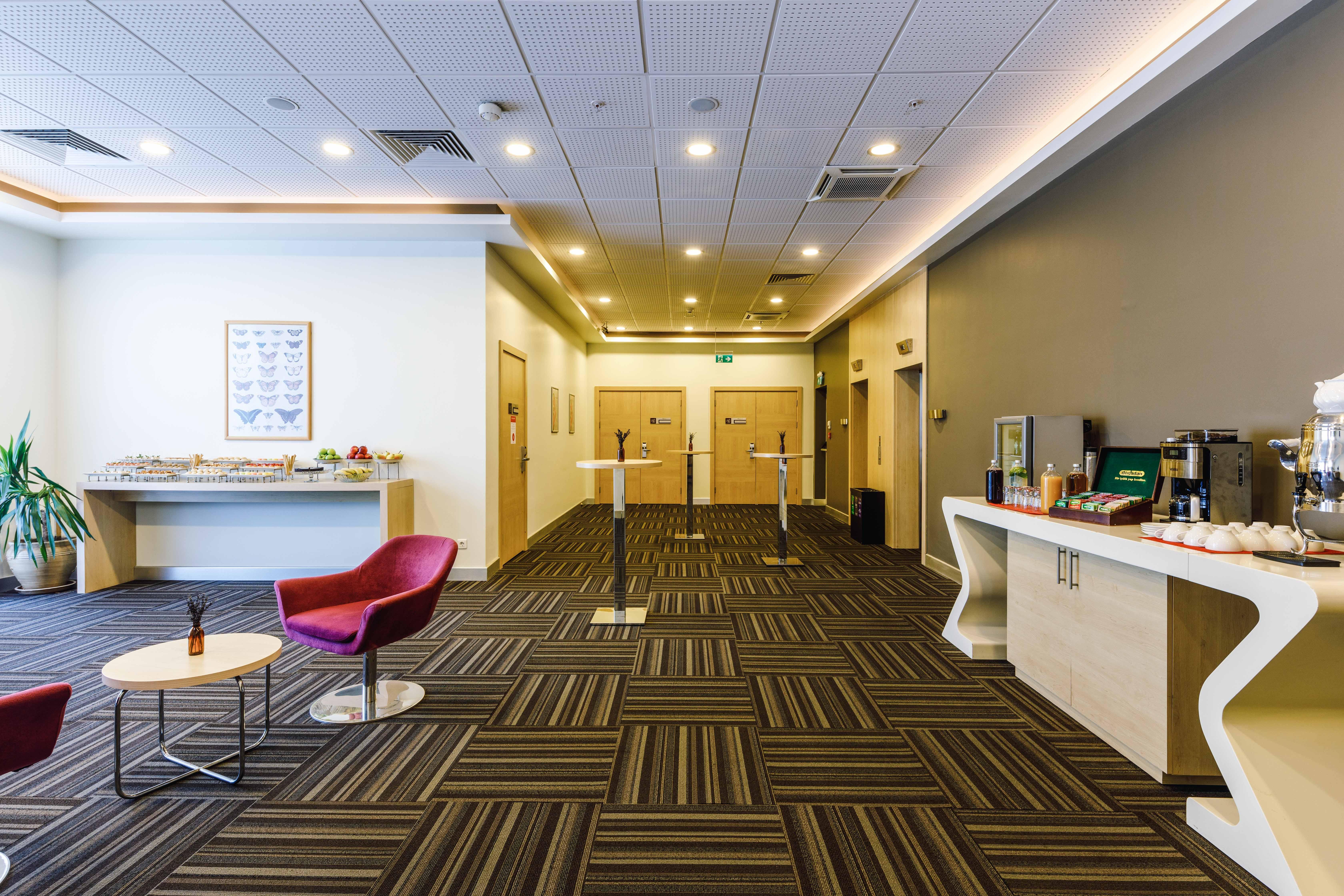Отель Ibis Istanbul Esenyurt Экстерьер фото