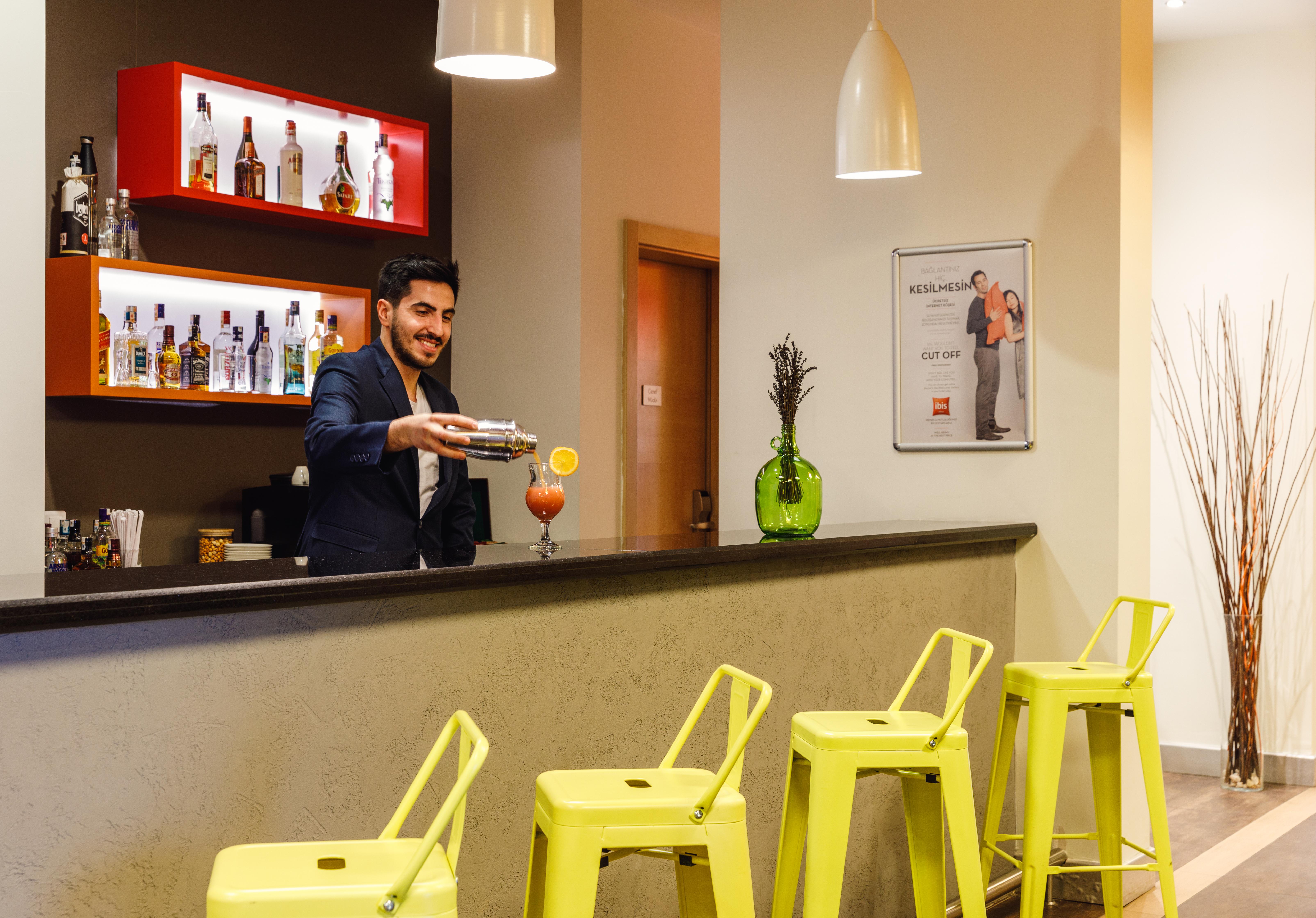 Отель Ibis Istanbul Esenyurt Экстерьер фото