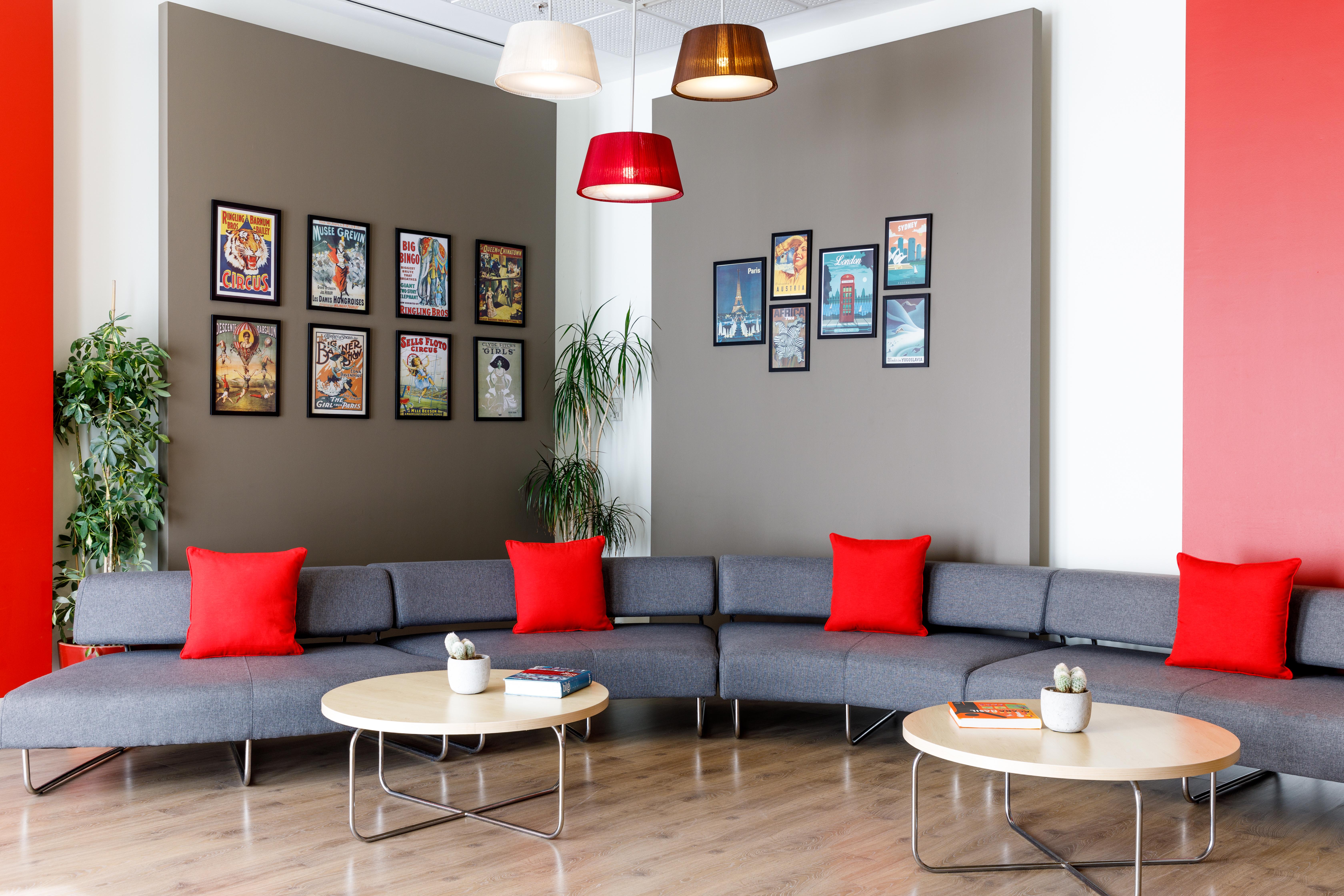 Отель Ibis Istanbul Esenyurt Экстерьер фото