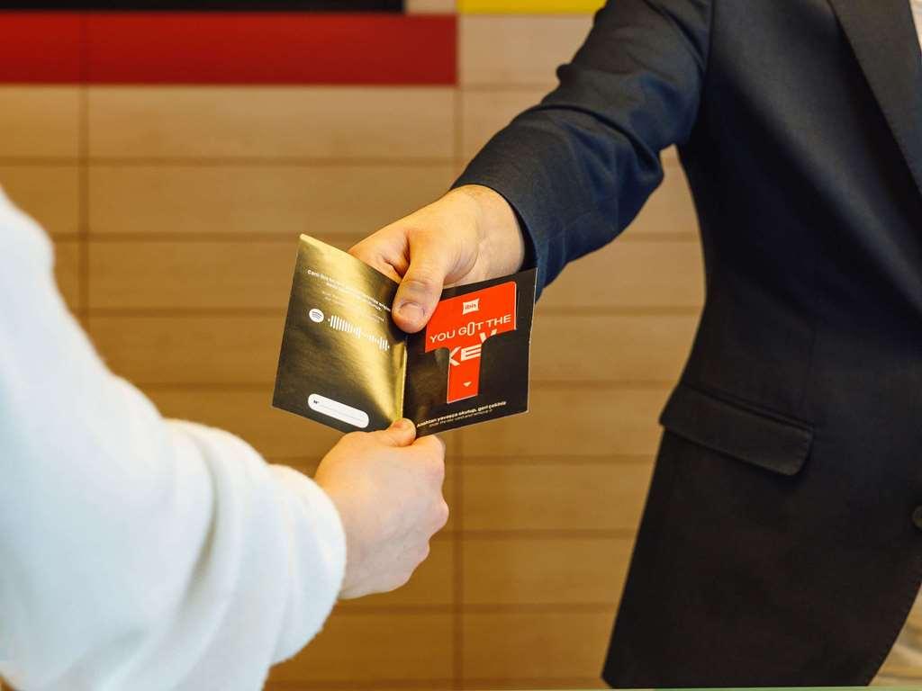 Отель Ibis Istanbul Esenyurt Экстерьер фото