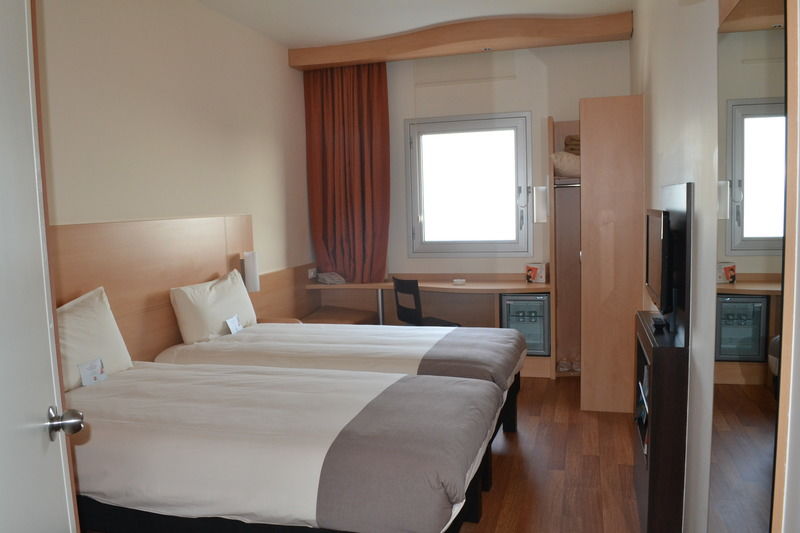 Отель Ibis Istanbul Esenyurt Экстерьер фото